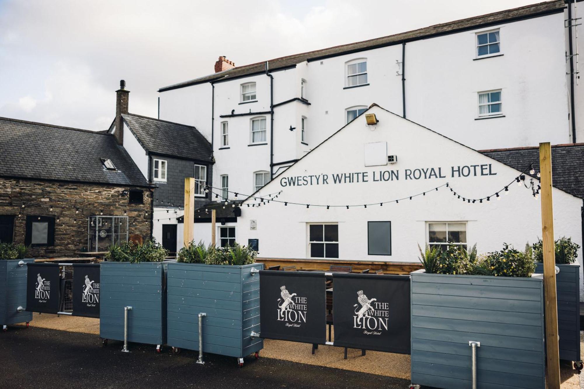 White Lion Royal Hotel Bala Extérieur photo