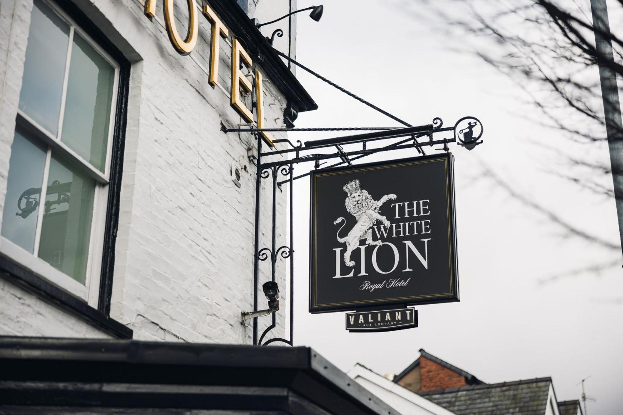 White Lion Royal Hotel Bala Extérieur photo
